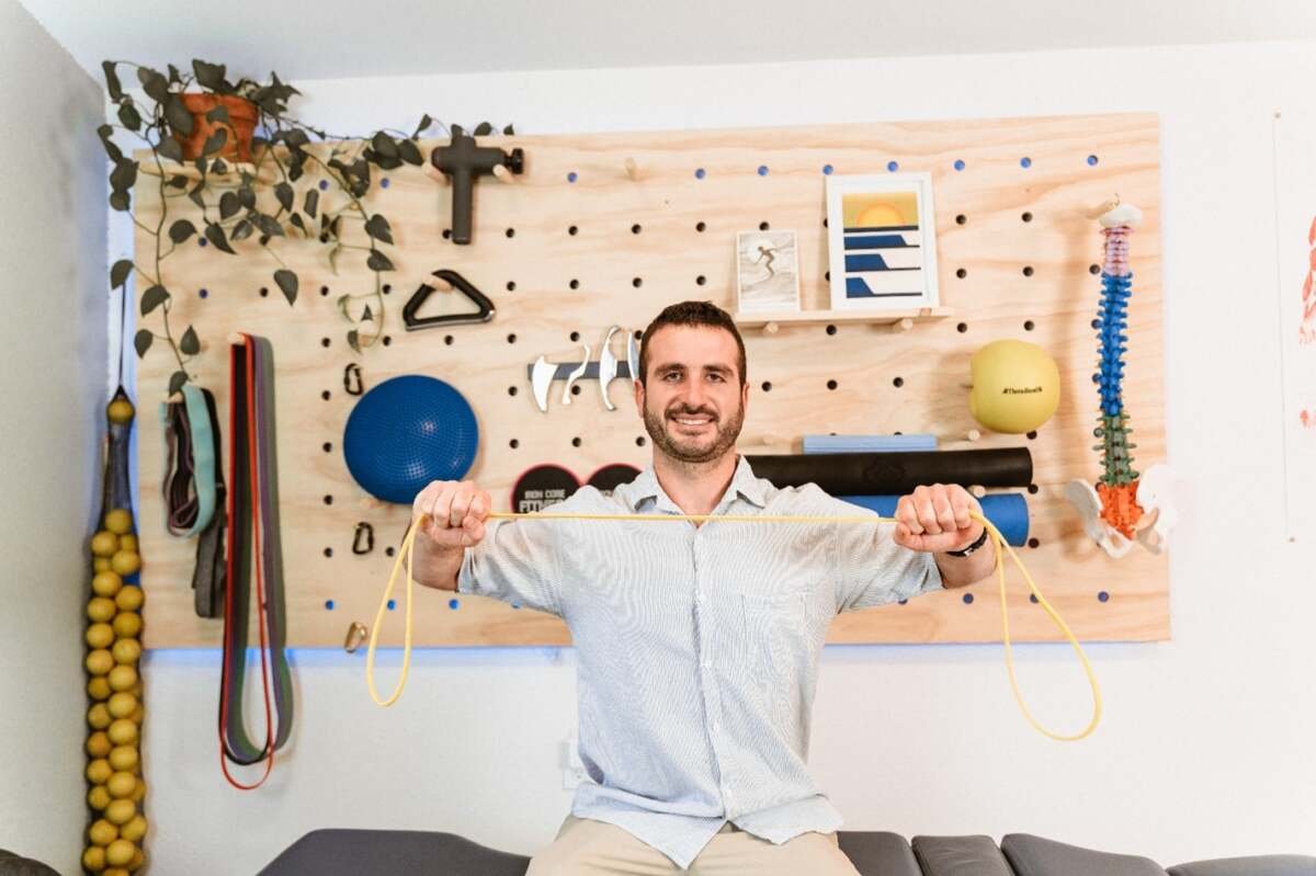 Understanding the Neurological Effects of Soft Tissue Therapy on Pain Perception