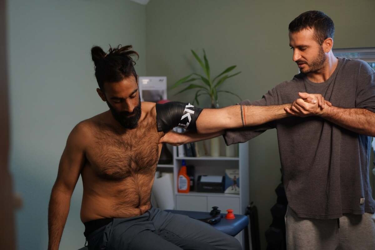 How Soft Tissue Therapy Helps Shoulder, Hip, and Knee Mobility