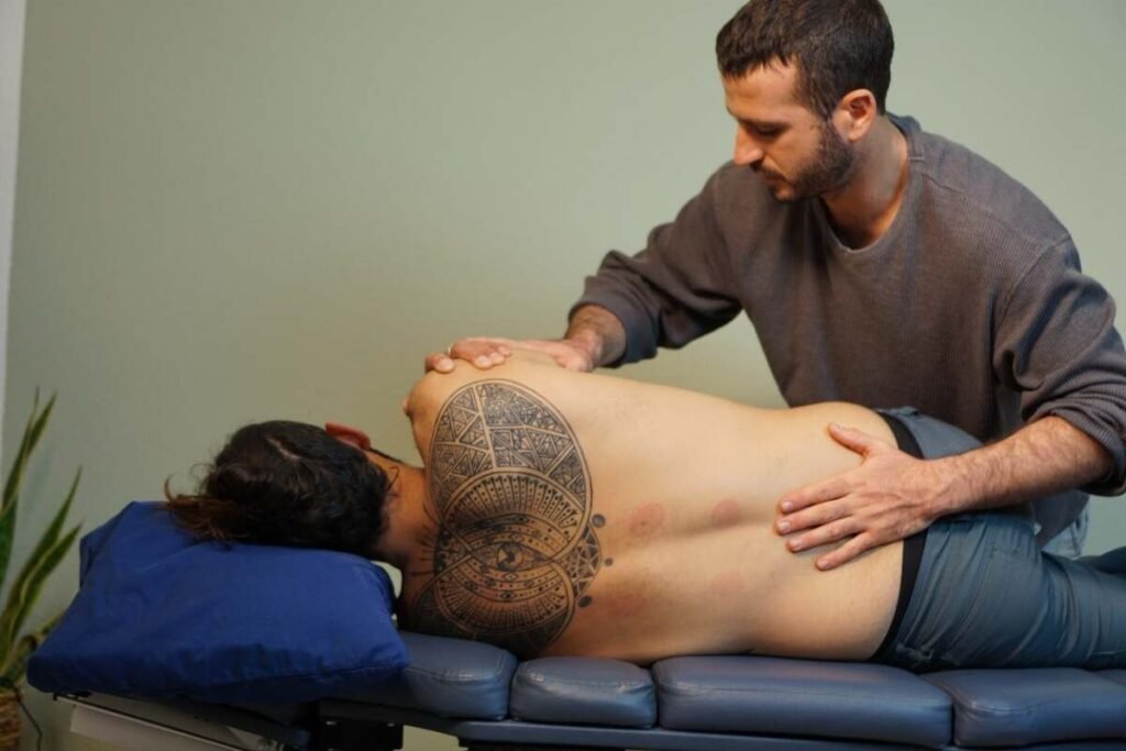 neck pain chiropractic adjustment